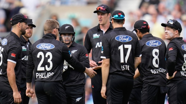 NZ vs PAK ODI Series: अब पाकिस्तान के खिलाफ खेलेगा पाकिस्तानी खिलाड़ी, न्यूजीलैंड ने किया स्कॉड का ऐलान, जानिए उस खिलाड़ी का नाम